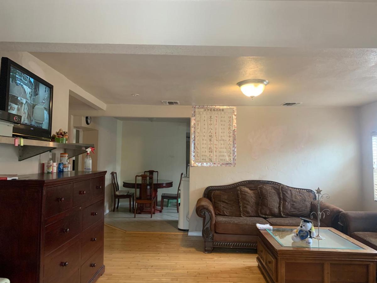 Rosemead Homestay Екстер'єр фото
